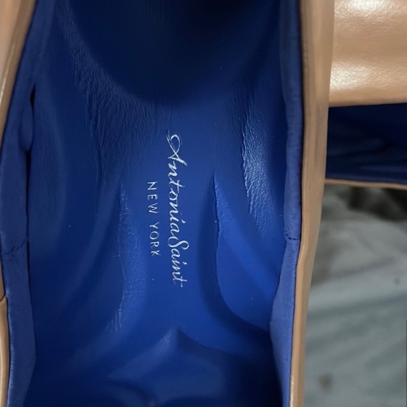 Classic Nude Leather Heels, size 10B NWOT. - Picture 8 of 14